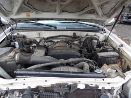2002 TOYOTA TUNDRA SR5 WHITE XTRA CAB 4.7L AT 2WD Z18415